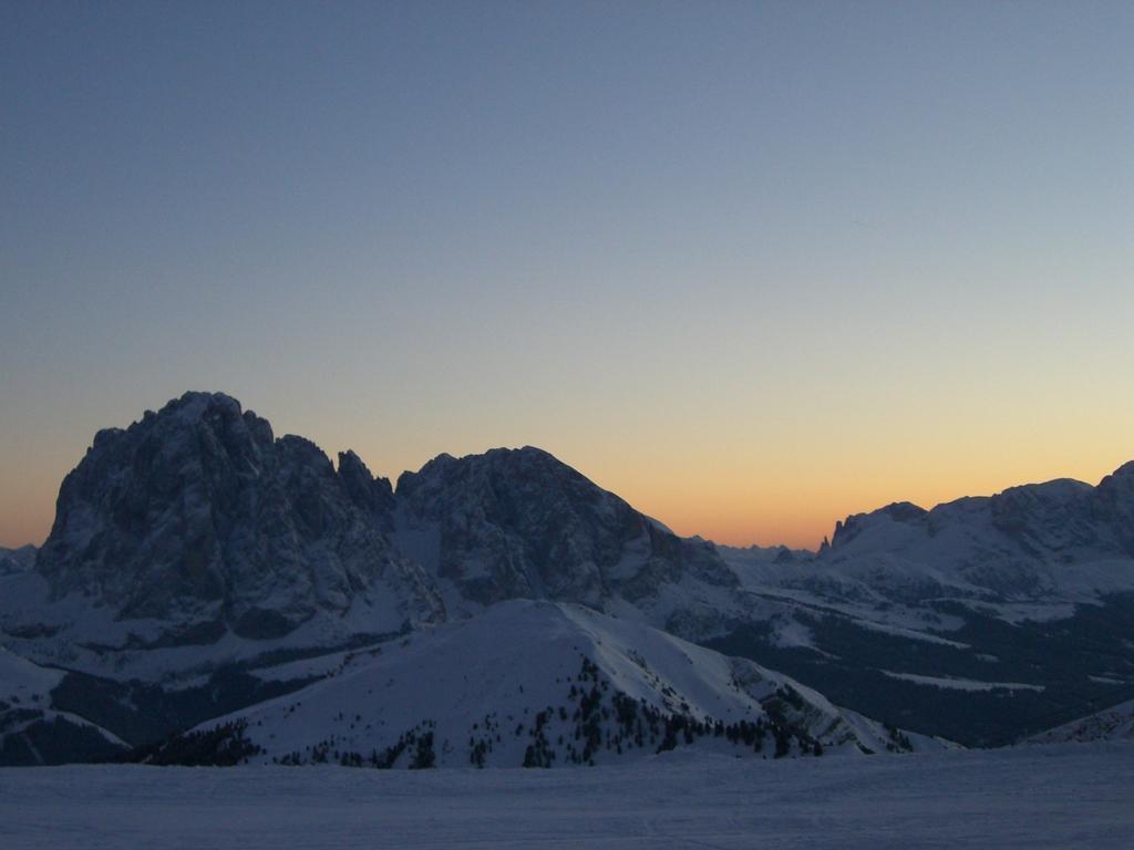 Hotel Florian Selva di Val Gardena Esterno foto