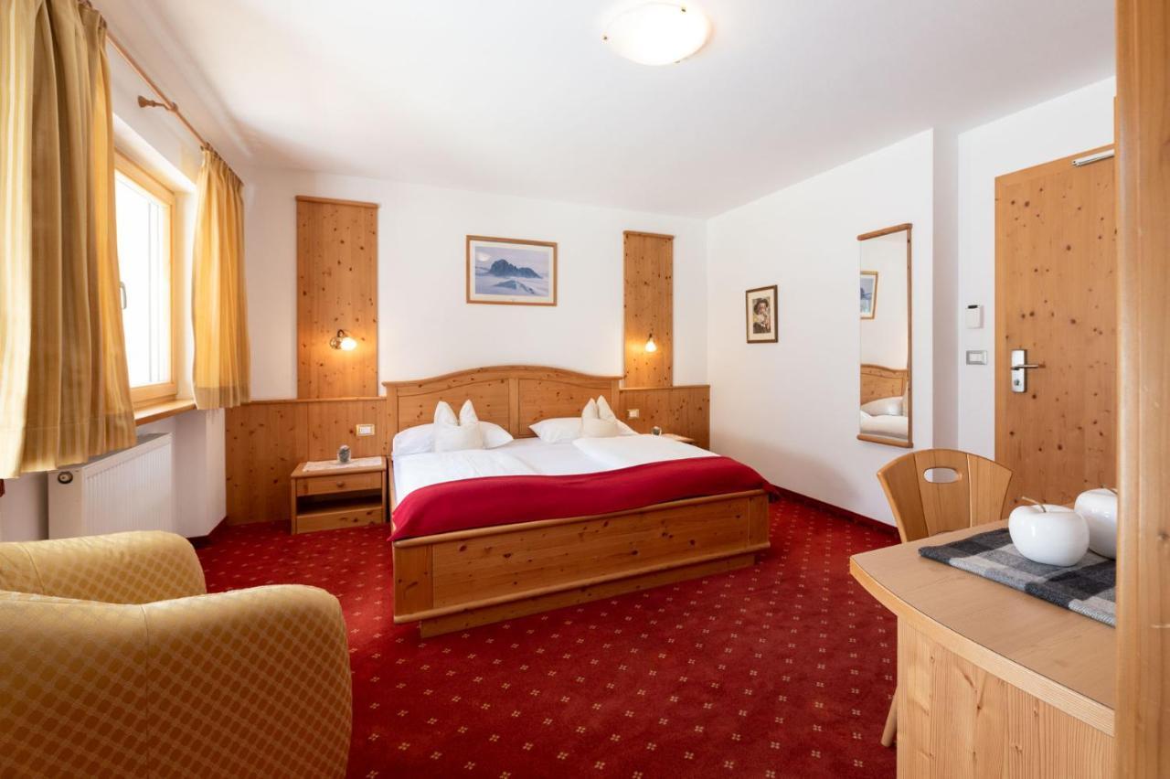 Hotel Florian Selva di Val Gardena Esterno foto
